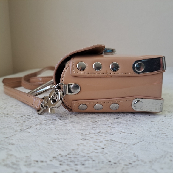 Cute Boxy Mini Bag Crossbody in Nude/Beige with Stud Accents Urban Outfitters - Picture 7 of 16